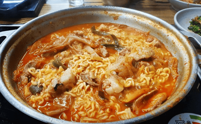 광화문 맛집 한옥집김치찜 본점